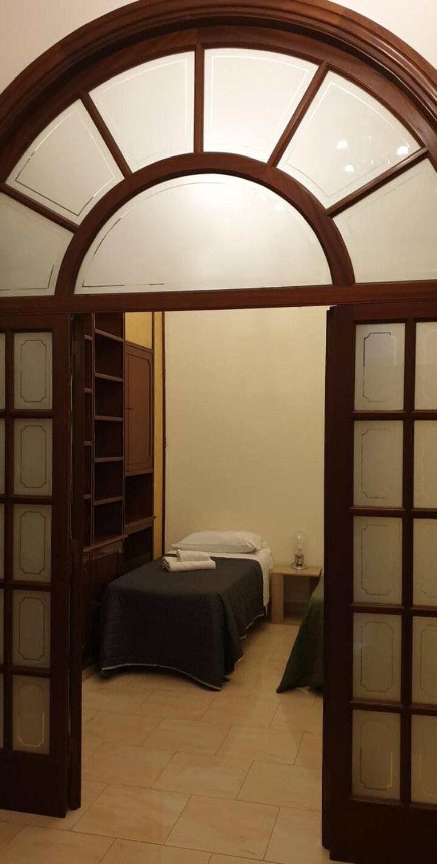The Dante Apartment By Houseinナポリ エクステリア 写真